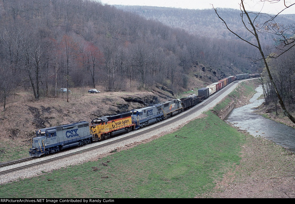 CSX 4246 on Sand Patch grade